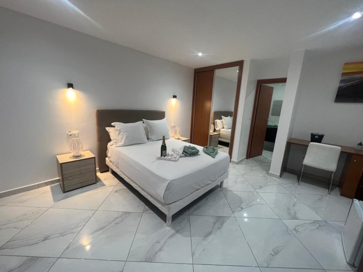 Residencial Santo Amaro Ξενοδοχείο Tarrafal  Εξωτερικό φωτογραφία